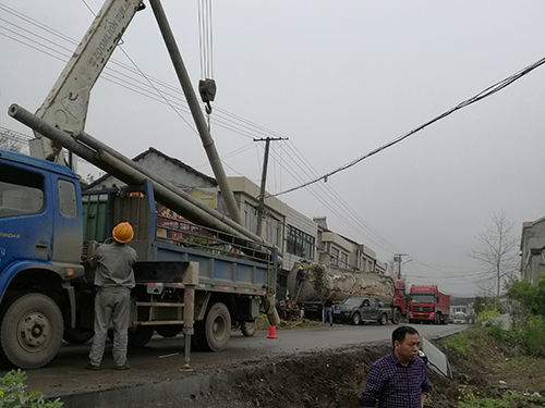 風(fēng)災(zāi)桿路搶修